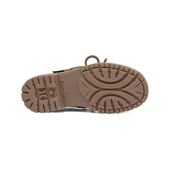 Callaghan 25350 | Taylor Marron