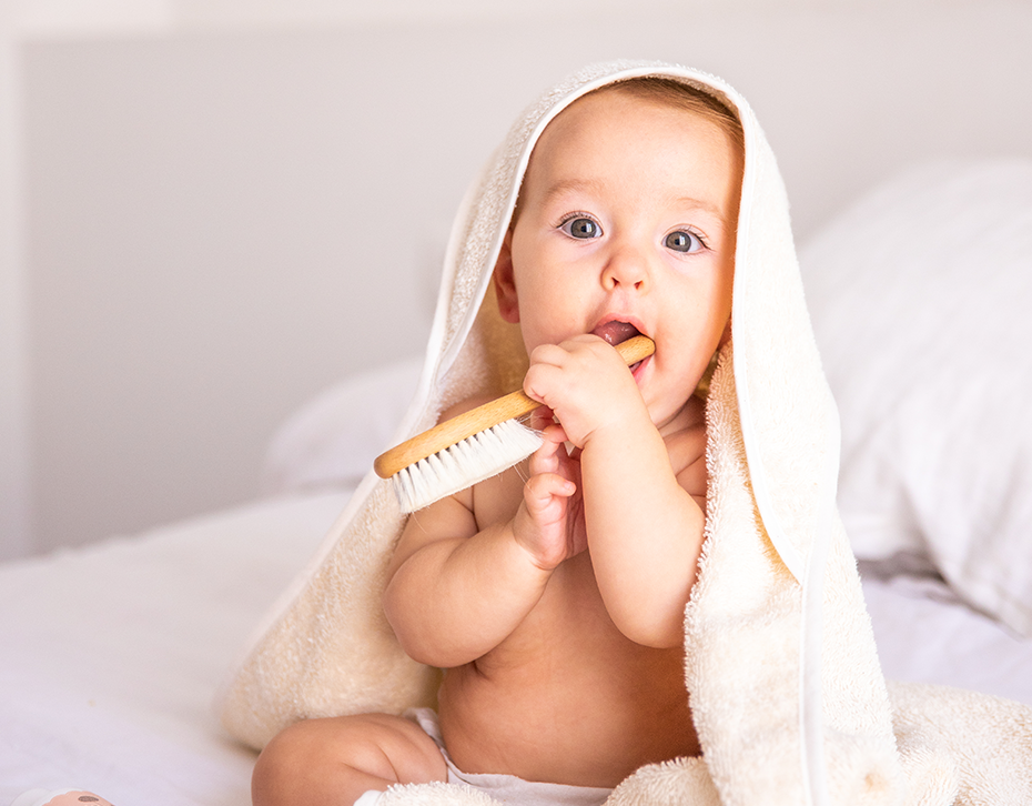 Carelia Cepillo Natural Para Bebé