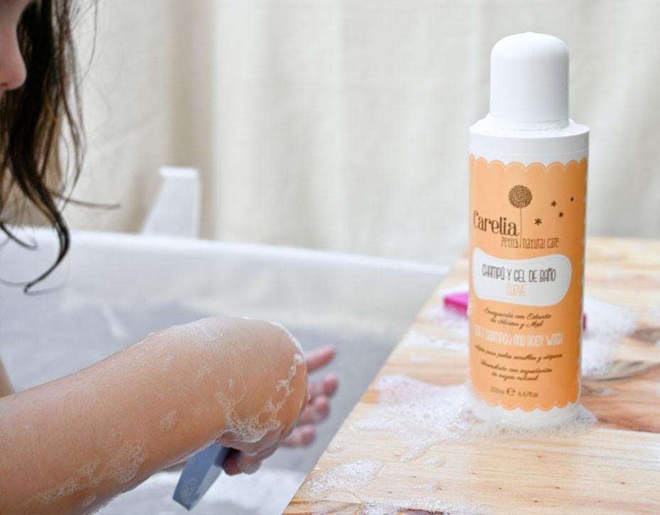 Carelia Champú Y Gel De Baño Suave