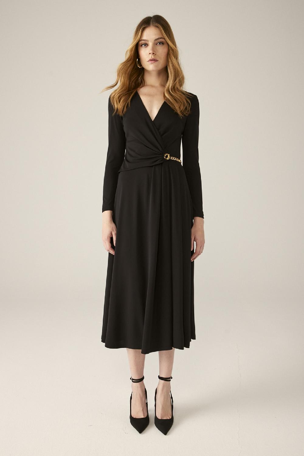 Carla Ruiz Ref. 51041 Vestido Vuelo Con Cadena