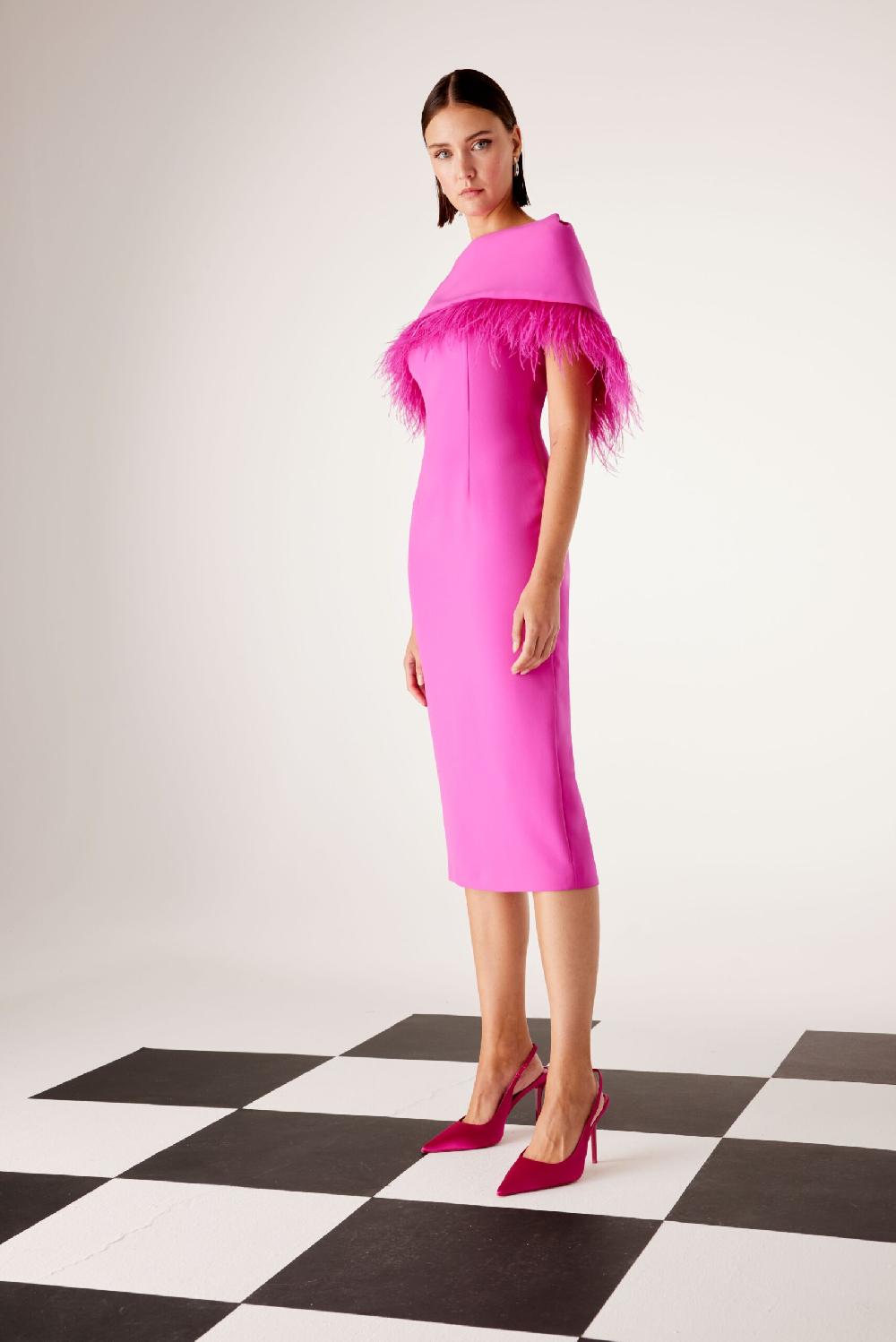 Carla ruiz Ref. 51509 Vestido capa plumas