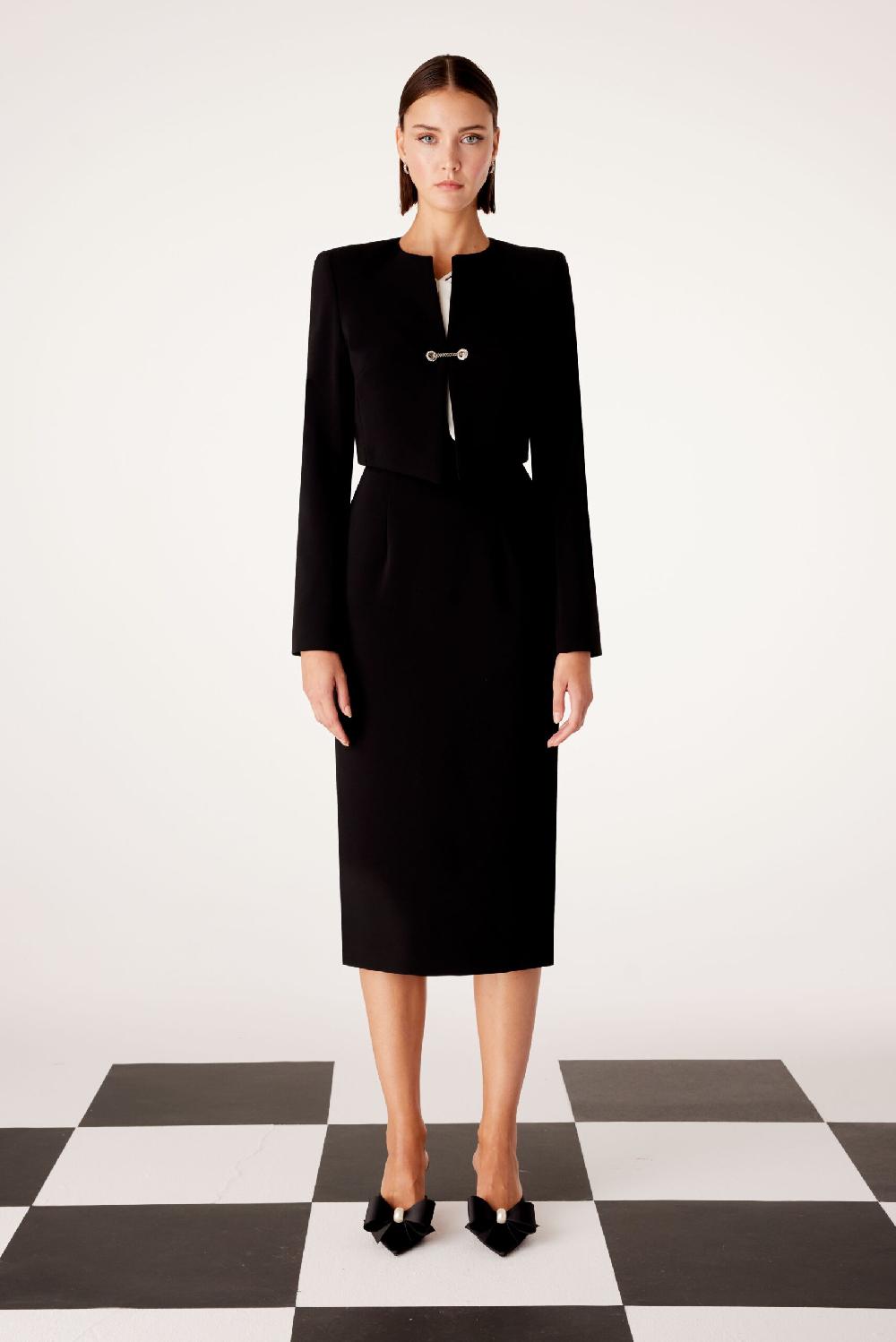 Carla Ruiz Ref. 51522 Chaqueta Corta