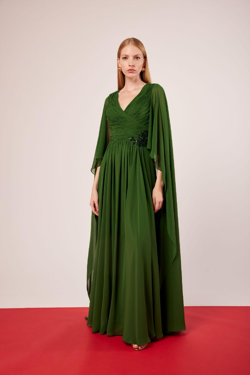 Carla ruiz Ref. 51525 Vestido madrina capa