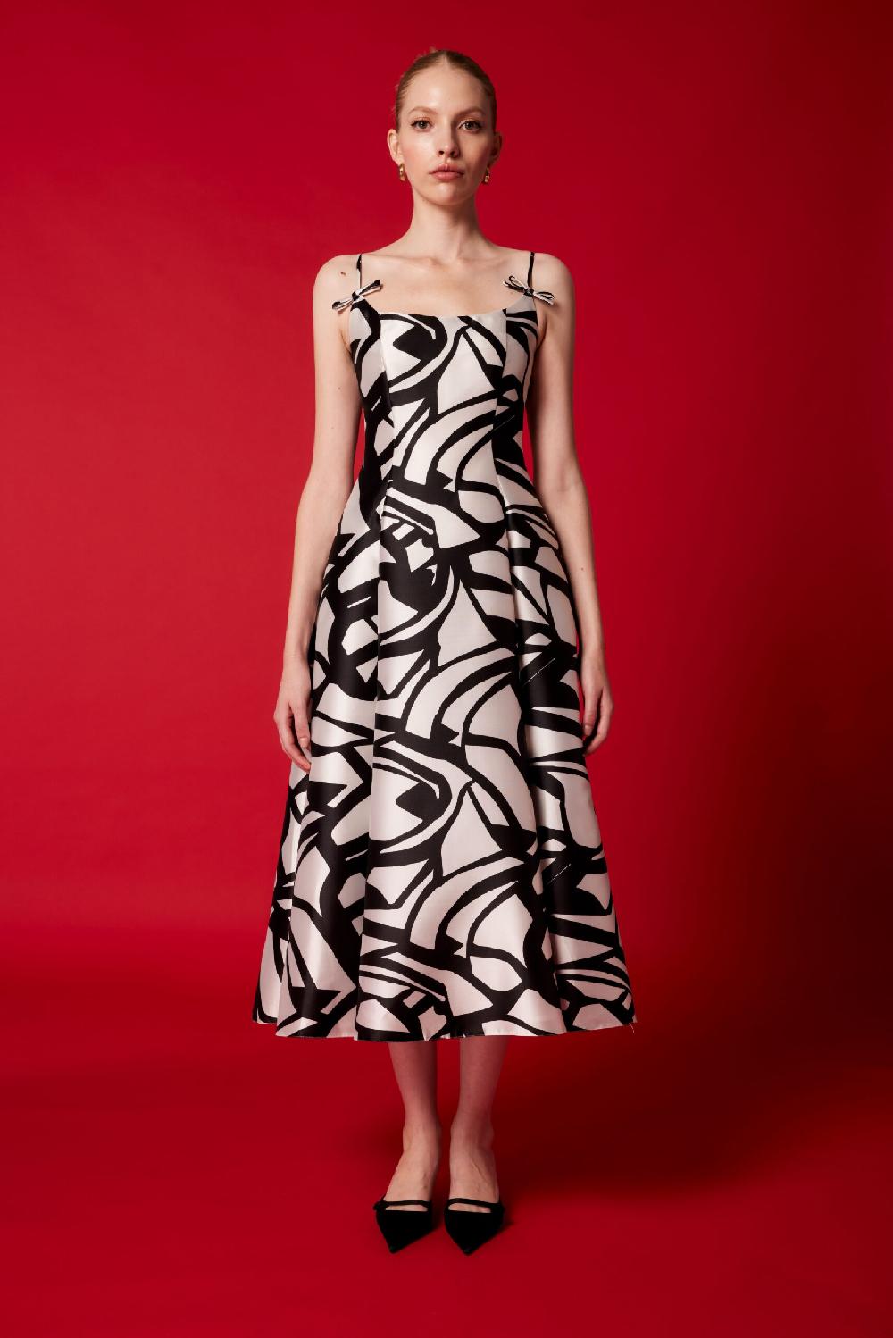 Carla Ruiz Ref. 51601 Vestido Vuelo Lacitos