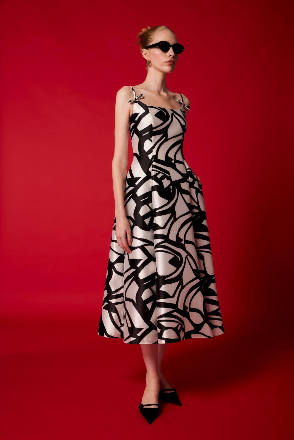 Carla ruiz Ref. 51601 Vestido vuelo lacitos