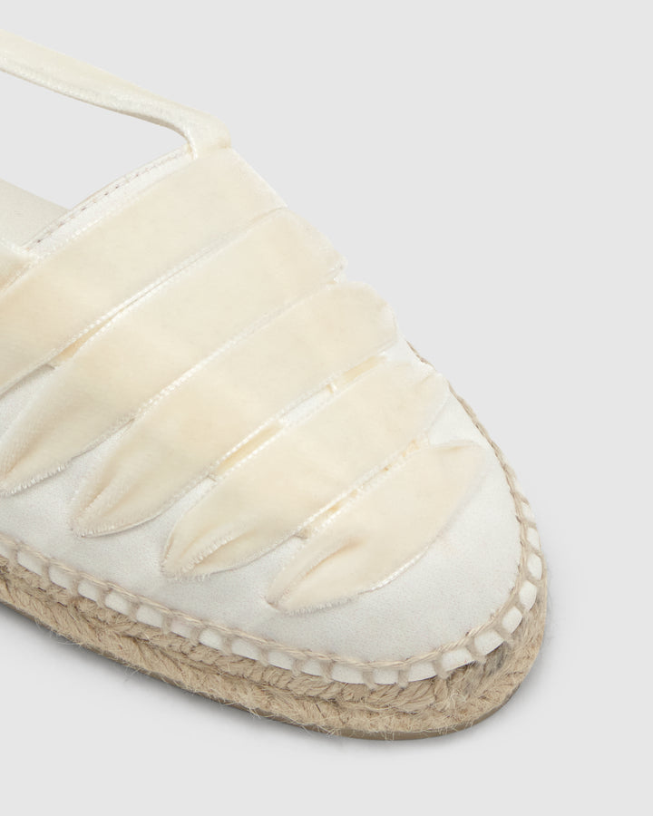 Castañer Alpargata De Mujer Estilo Embetada Con Plana De 2cm De Altura | Castañer