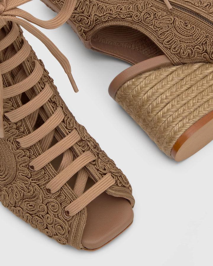 Castañer Calzado De Mujer Estilo Botín Con Bloque De 8cm De Altura | Castañer