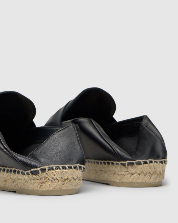 Castañer CASTAÑER | Alpargata Plana Cerrada Napa NEGRO KEULE/250 – Castañer