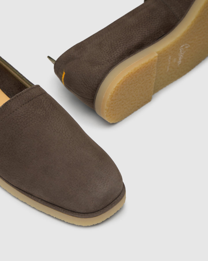 Castañer CASTAÑER | Plana Cerrada Nobuck MARRON OSC. PAU/166 – Castañer