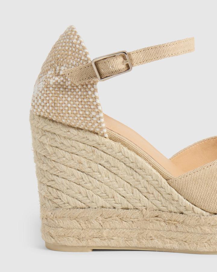 Castañer CASTAÑER SANDALIAS CUÑA BIANCA SAND MUJER – Castañer