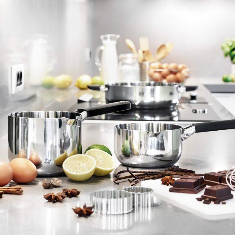 Castey Cazo Alto Castey Baltic De Acero Inoxidable Tricapa Con Mango De Silicona