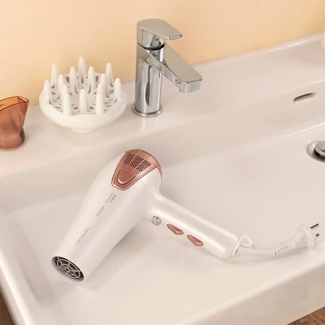 Cecotec Bamba IoniCare 5250 EasyCollect. Secador De Pelo Iónico De 2100 W Función Recogecables Automático Ion Real Boquilla Concentradora Y Difusor 2 Velocidades Secador De Pelo