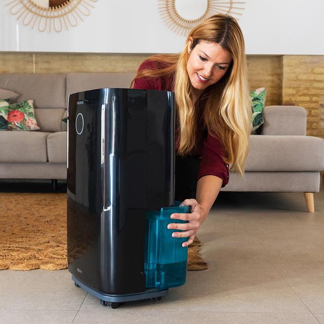 Cecotec BigDry 7000 Master Connected. Deshumidificador Hasta 16 Litros Al Día Depósito Extraíble 4l Pantalla LED 3 Modos Temporizador Capacidad 70 M2 Control Wifi Deshumidificador