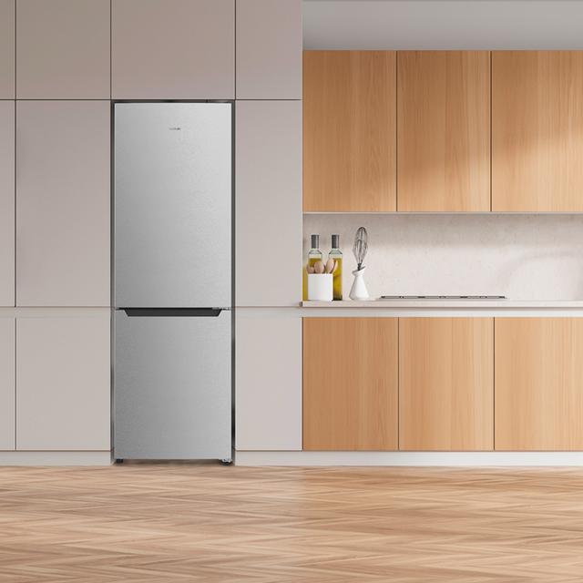 Cecotec Bolero CoolMarket 322 Inox E Frigorífico Combi Inox Con 322 Litros De Capacidad 185 Cm De Alto 60 Cm De Ancho Y Clase E. Con Sistema Multi Air Flow Total No Frost Y 2 Cajones Para Los Productos Frescos. Frigorífico Com