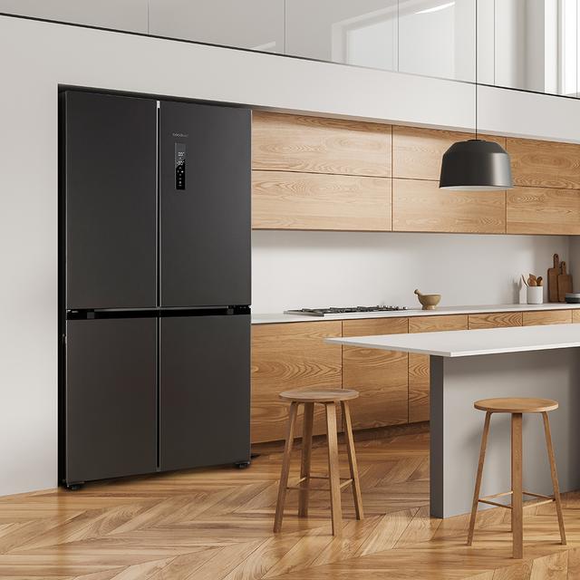 Cecotec Bolero CoolMarket 4D 490 Dark E Frigorífico 4 Puertas Dark Con Una Gran Capacidad De 490 L 183 Cm De Alto 91 Cm De Ancho Clase Energética E Y Motor Inverter Plus. Además Cuenta Con Distintos Modos Como Fast Cooling Y