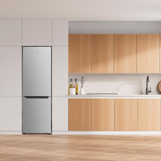 Cecotec Bolero CoolMarket Combi 250 Inox E Frigorífico Combi Inox Con 250 Litros De Capacidad 181cm De Alto 55 Cm De Ancho Y Clase E. Con Sistema Multi Air Flow Total No Frost Y 1 Cajón Para Los Productos Frescos. Frigorífico