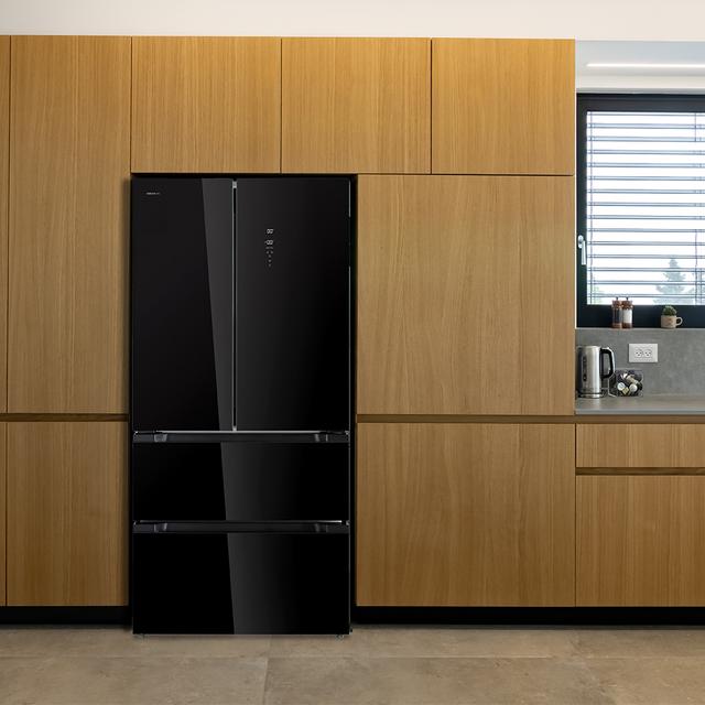 Cecotec Bolero CoolMarket FD 510 Dark E Frigorífico 4 Puertas Inox Estilo Francés Con Una Gran Capacidad De 510 L 183 Cm De Alto 85 Cm De Ancho Clase Energética E Y Motor Inverter Plus. Además Cuenta Con Distintos Modos Como