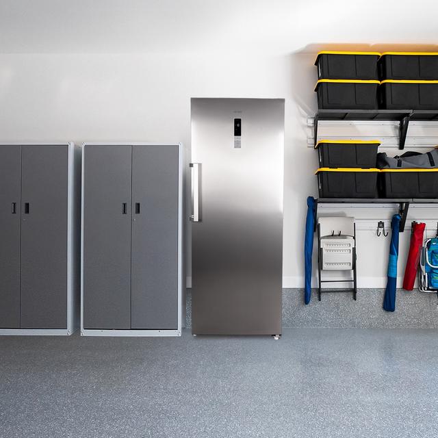 Cecotec Bolero CoolMarket UF 380 Inox D Congelador Vertical Convertible A Frigorífico Con Capacidad De 380 Litros 185.5cm De Alto Y 71cm De Ancho Compresor Inverter De Bajo Consumo Display En Puerta Acabado Inox NoFrost Clase E