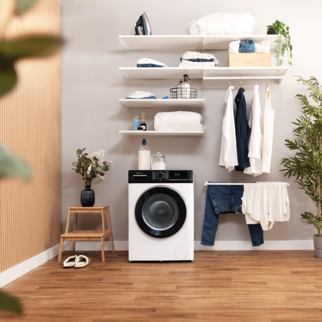 Cecotec Bolero DressCode 8610 Inverter A Lavadora De Carga Frontal Blanca De 8 Kg De Capacidad 1400 RPM Clase A Steam Max Motor Inverter Plus 15 Programas OnSmart Fuzzy Logic Smooth Wash Stop&Go Goma Antibacteriana Y Drum Clean.
