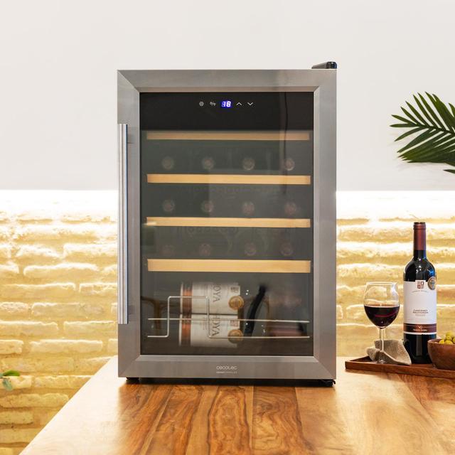 Cecotec Bolero GrandSommelier 2050 Inox Compressor Vinoteca Con Puerta Y Tirador Inox De 20 Botellas De Capacidad Con Sistema Compresor De Enfriamiento Temperatura Regulable Entre 5-18ºC Y Panel De Control Táctil. Vinoteca