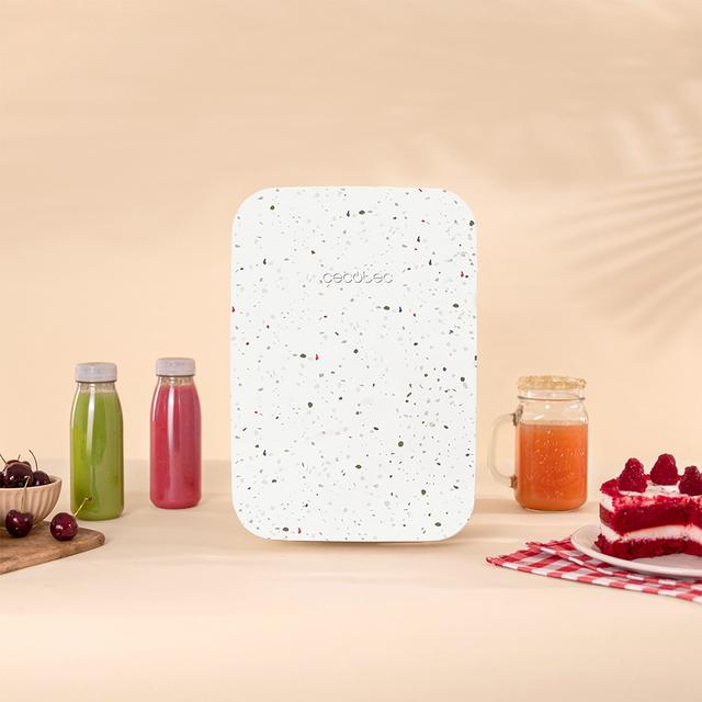 Cecotec Bolero MiniCooling 10L Bahamas Pat 3 Frigorífico Con Funcionamiento 12V-220V Compatible Con Coches Y Caravanas Función Enfriamiento Y Calentamiento Rango Temperatura 7-65 ºC Y Transporte Fácil. Frigorífico 10 L / Ne