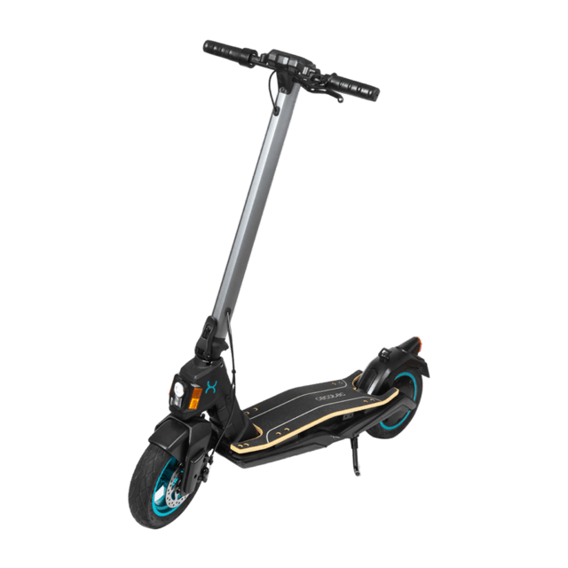 Cecotec Bongo Serie S+ Max Infinity M Patinete eléctrico con potencia máxima de 750 W y tracción trasera para darle una conducción más deportiva. Autonomía de hasta 30 km y ruedas tubeless de 10" y 4 modos de conducción (