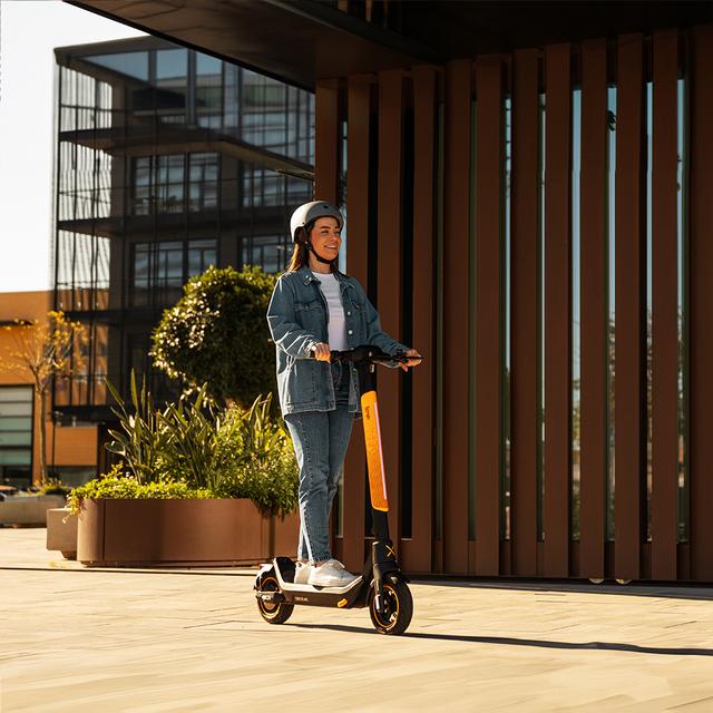 Cecotec Bongo Serie X45 Sport Connected Patinete Eléctrico De 900 W Con Una Autonomía De Hasta 45 Km Sistema De Conducción Adaptativa S-Driving System Que Mantiene La Velocidad Total En Pendientes Y Sistema De Frenado Mediant