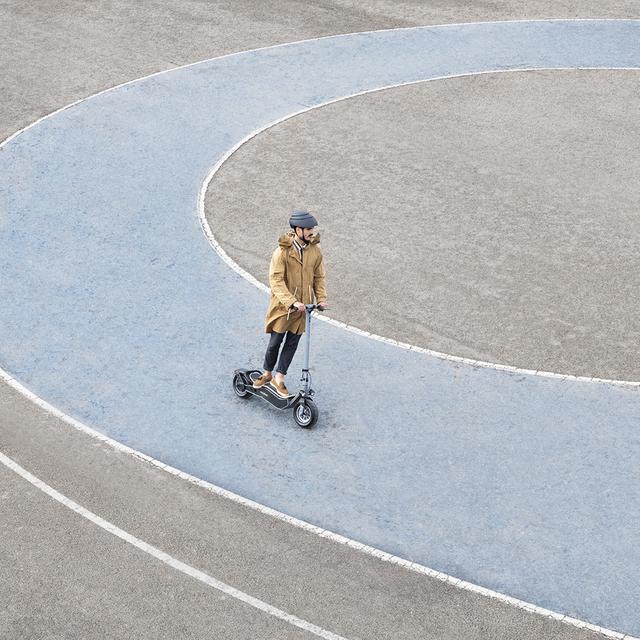 Cecotec Bongo Serie Z Patinete Eléctrico. Potencia Máxima 1100 W Batería Extraíble Autonomía Ilimitada Hasta 45 Km Tracción Trasera Ruedas Antirreventón De 12” Patinete Eléctrico 
