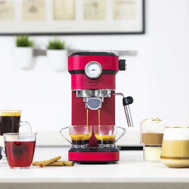 Cecotec Cafelizzia 790 Shiny Pro. Cafetera Express Con Manómetro Y Brazo Con Doble Salida Y Dos Filtros 20bares De Presión Depósito Extraíble De 1 2L 1350W Rojo Cafetera Espresso  