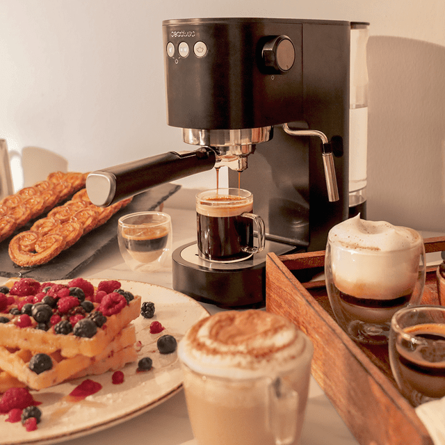 Cecotec Cafelizzia Fast Cafetera Express Con 20 Bares Thermoblock Y Vaporizador. Cafetera Express