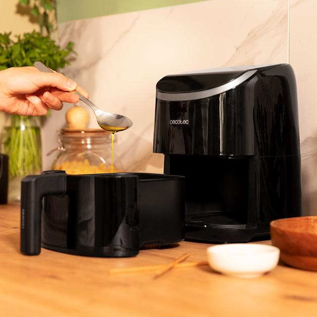 Cecotec Cecofry Compact 2000 Touch. Freidora Sin Aceite De 2 L De Aire Caliente Con 900 W Dietética Y Compacta Control Táctil Tecnología PerfectCook Termostato Y Tiempo Regulable Color Negro Freidora Sin Aceite