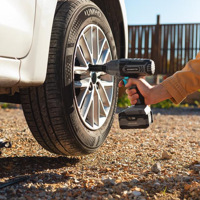 Cecotec CecoRaptor Impact 4020 Ultra. Llave De Impacto Sin Cables Con Batería 20V Y 4000mAh Velocidad Sin Carga 2300 RPM Ratio De Impacto 3000 BPM Torque Máx 400 NM Portabrocas Llave De Impacto Batería