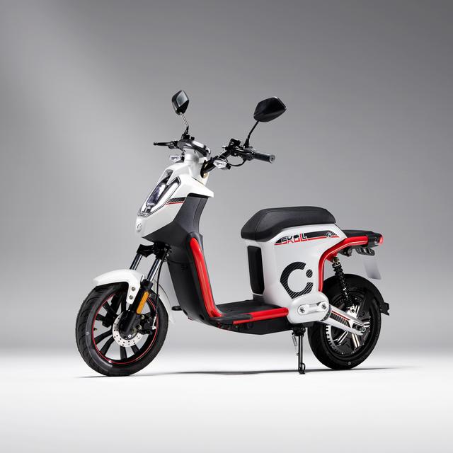 Cecotec Cecotec Skull (Blanco/Rojo) Con Potencia Máxima De 1200W Y Hasta 60 Km De Autonomía Perfecta Para Trayectos Urbanos.L1eB (Equivalente A 49cc) Ciclomotor Eléctrico
