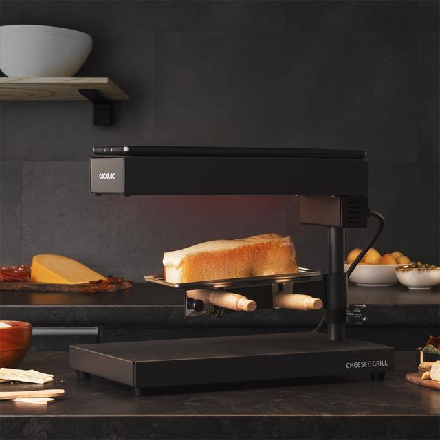 Cecotec Cheese&Grill 6000 Black. Raclette Con Potencia 600W Función Grill Acabado Acero INOX Termostato Regulable 2 Espátulas De Madera Parrilla Superior Antiadherente Raclette Para Queso
