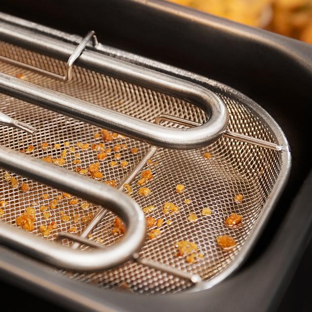 Cecotec CleanFry 3000 Black.Freidora Eléctrica De 2180 W 3 Litros Acero Inoxidable Filtro OilClean Que Mantiene El Aceite Limpio Tapa Con Ventana De Visión Filtro Antiolores Lacada En Negro Freidora