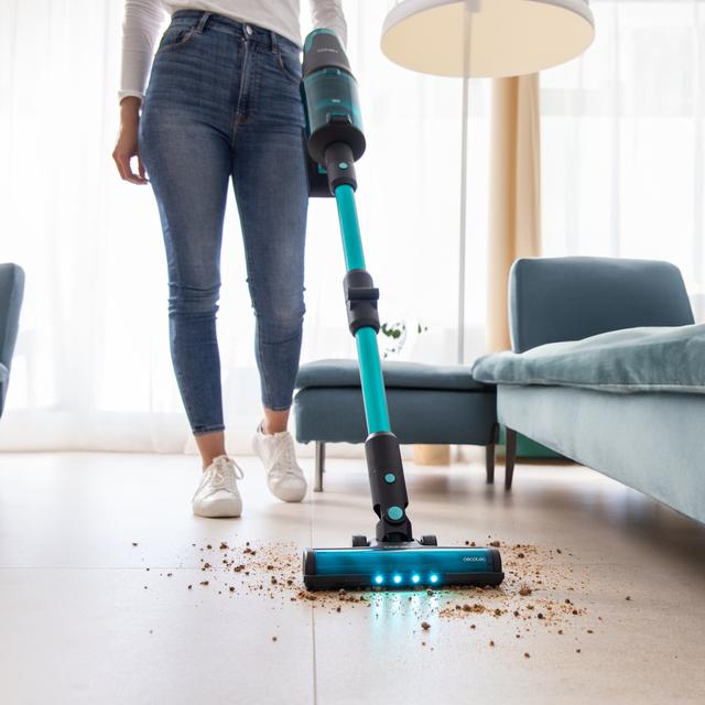 Cecotec Conga Rockstar 7500 Astral ErgoWet Animal T Aspirador Vertical 4 En 1 Con Potencia 680 W 30 KPa Y 90 Minutos De Autonomía. Cepillo Jalisco. Con 250 AW De Potencial. Incluye Water Tank. Aspirador Escoba Sin Cables Sin Bo