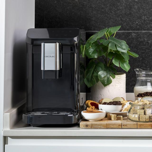 Cecotec Cremmaet Macchia Black Cafetera Superautomática Compacta Con 19 Bares Y Sistema Thermoblock. Cafetera Superautomática 