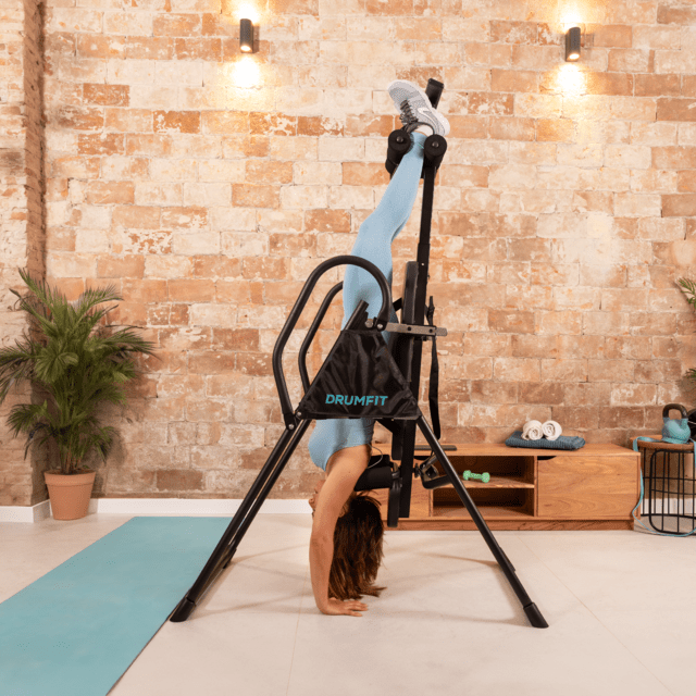 Cecotec Drumfit Inversion 1800 Tabla De Inversión Plegable Con Inversión Total. Cinturón Y Almohadillas De Seguridad. 26 Niveles Ajustables. Altura Ajustable Entre 147 Y 198 Cm. Tabla De Inversión