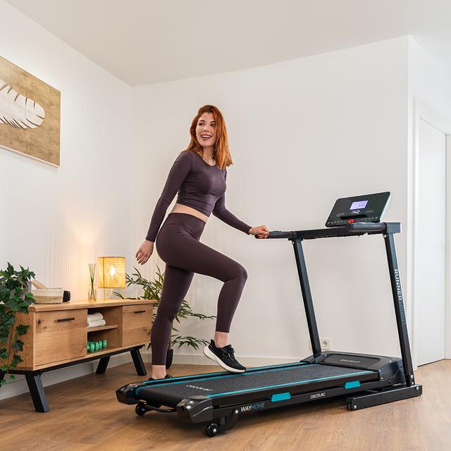 Cecotec DrumFit WayHome 1600 Runner Sprint Cinta De Correr Plegable Con Potencia De 1900 W. De 1 A 16 Km/h. 12 Programas Predefinidos. Sistema De Amortiguación. Panel De Control LCD. Superficie De Carrera De 130x40 Cm. Inclinac