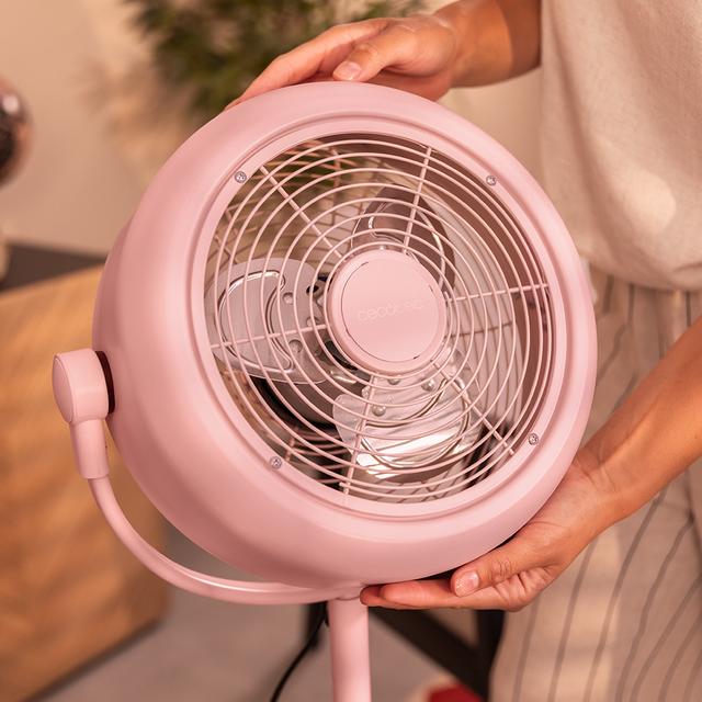 Cecotec EnergySilence 250 ClassicStyle Pink Ventilador De Pie Estilo Retro Color Rosa De 10" Con 25 W E Inclinación Ajustable. Ventilador De Pie 
