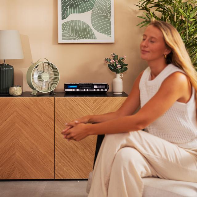 Cecotec EnergySilence 400 RetroDesk Green Ventilador De Sobremesa Estilo Retro Color Verde De 8" Con 25 W Y 4 Aspas. Ventilador De Sobremesa 