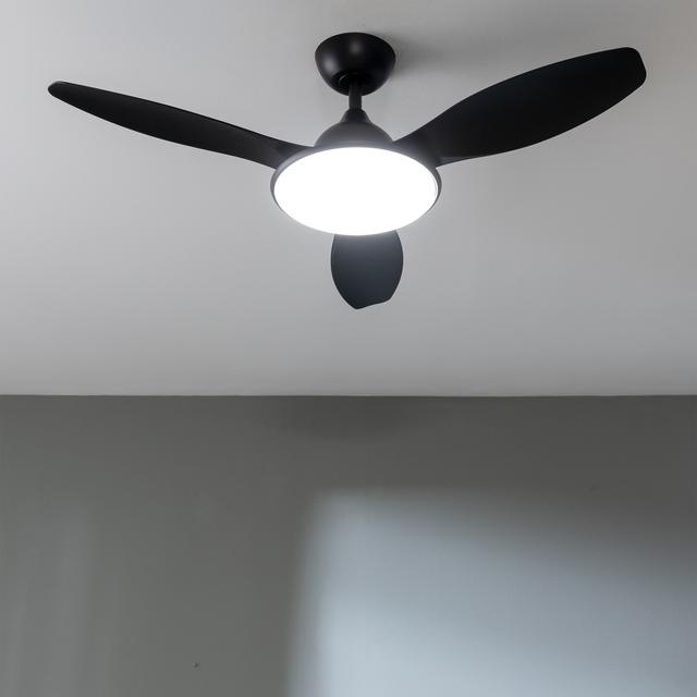 Cecotec EnergySilence 4800 Light Black Ventilador De Techo De 36 W Con Motor DC Y 48” Con Luz LED De 36W Mando A Distancia Temporizador 6 Velocidades Y 3 Aspas. Ventilador De Techo