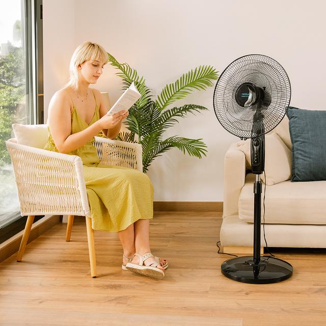 Cecotec EnergySilence 515 MaxFlow Black Ventilador De Pie Con 16" Con 45W Temporizador 3 Velocidades Y Oscilación. Ventilador De Pie 
