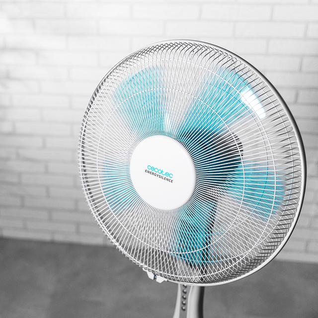 Cecotec EnergySilence 530 Power Connected White. Ventilador De Pie Con Mando A Distancia Y Temporizador 50 W 5 Aspas De 40 Cm 3 Velocidades Motor De Cobre Oscilante Pantalla Blanco Ventilador De Pie