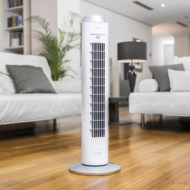 Cecotec EnergySilence 8090 Skyline. Ventilador De Torre Con Temporizador 60 W 33'' (84cm) De Altura Oscilante Motor De Cobre 3 Velocidades Blanco Ventilador De Torre