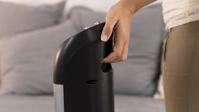 Cecotec EnergySilence 850 Skyline. Ventilador De Torre Con Temporizador 45 W Altura 33" Motor De Cobre 3 Velocidades Oscilación Automática De 70 Grados Asa Trasera Ventilador De Torre