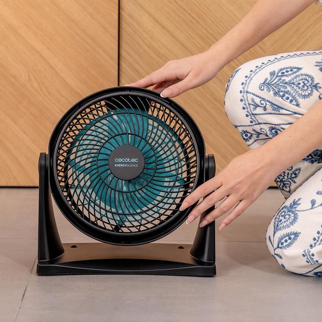 Cecotec EnergySilence 900 FloorFlow Ventilador Industrial Con 30 W 9" 2 Velocidades 3 Aspas Uso Sencillo Y Máxima Seguridad. Ventilador Industrial