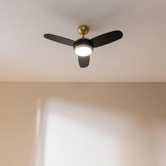 Cecotec EnergySilence Aero 4265 GoldBlack Ventilador De Techo De 65 W Y 42” Con Luz LED De 18W Mando A Distancia Temporizador Programable 3 Velocidades 3 Aspas. Ventilador De Techo 