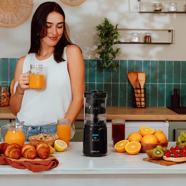 Cecotec Essential TowerAdjust Easy Steel Exprimidores Eléctricos De Torre Con Una Potencia De 140W Y Capacidad De 0 35L. Incluye Un Filtro Y Un Cono De Plástico. Una única Dirección De Rotación. Exprimidor Eléctrico