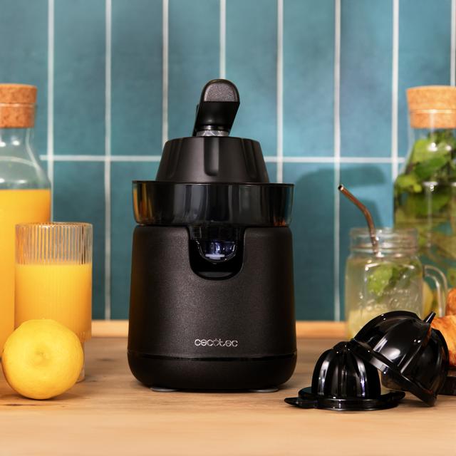 Cecotec EssentialVita Hyden 120 Exprimidor Eléctrico De Brazo Para Naranjas Y Cítricos Con 120 W De Potencia Y Dos Conos Desmontables De Plástico De Diferente Tamaño. Mango Y Tapa De Plástico Con Una Capacidad De 250ml. Exp